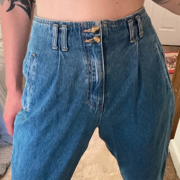VTG Pleated Jeans - Picture 4 of 4